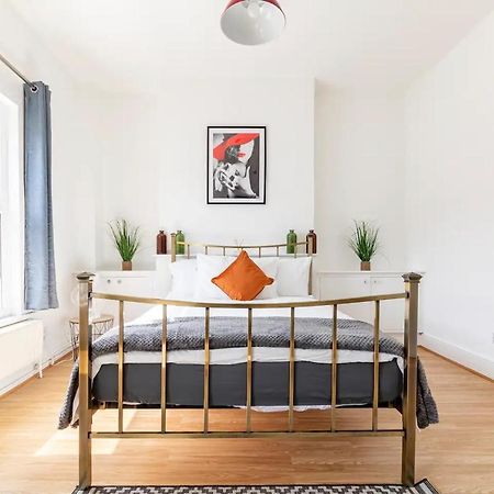 Large, Bright And Spacious 3 Bed Flat In 伦敦 外观 照片